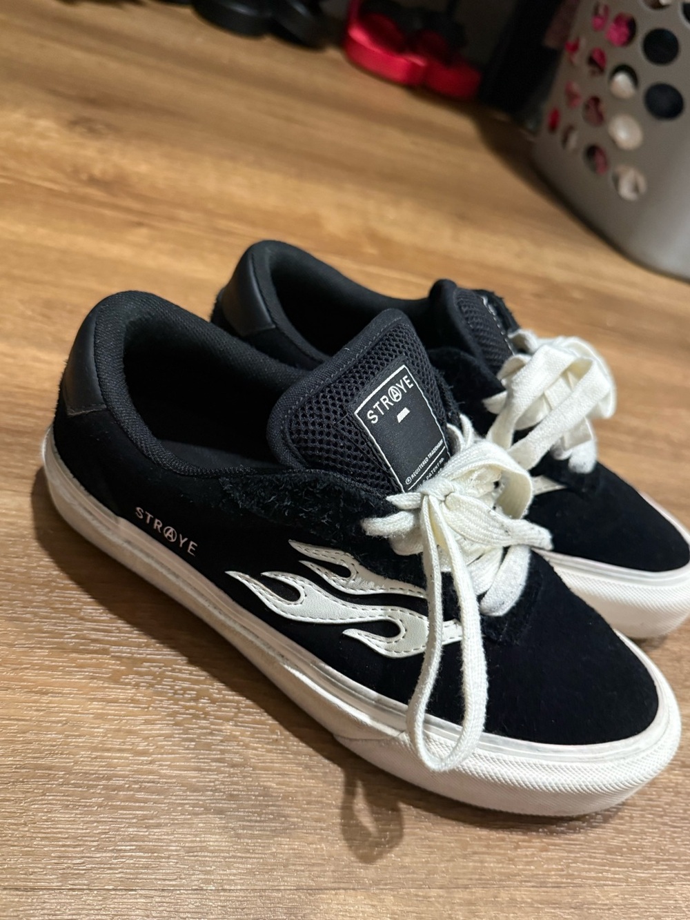 Straye Tennis Shoes